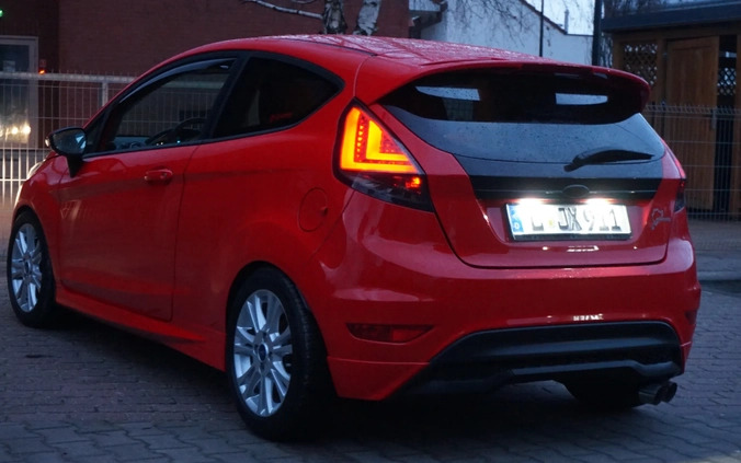 Ford Fiesta cena 22999 przebieg: 130000, rok produkcji 2014 z Kępno małe 172